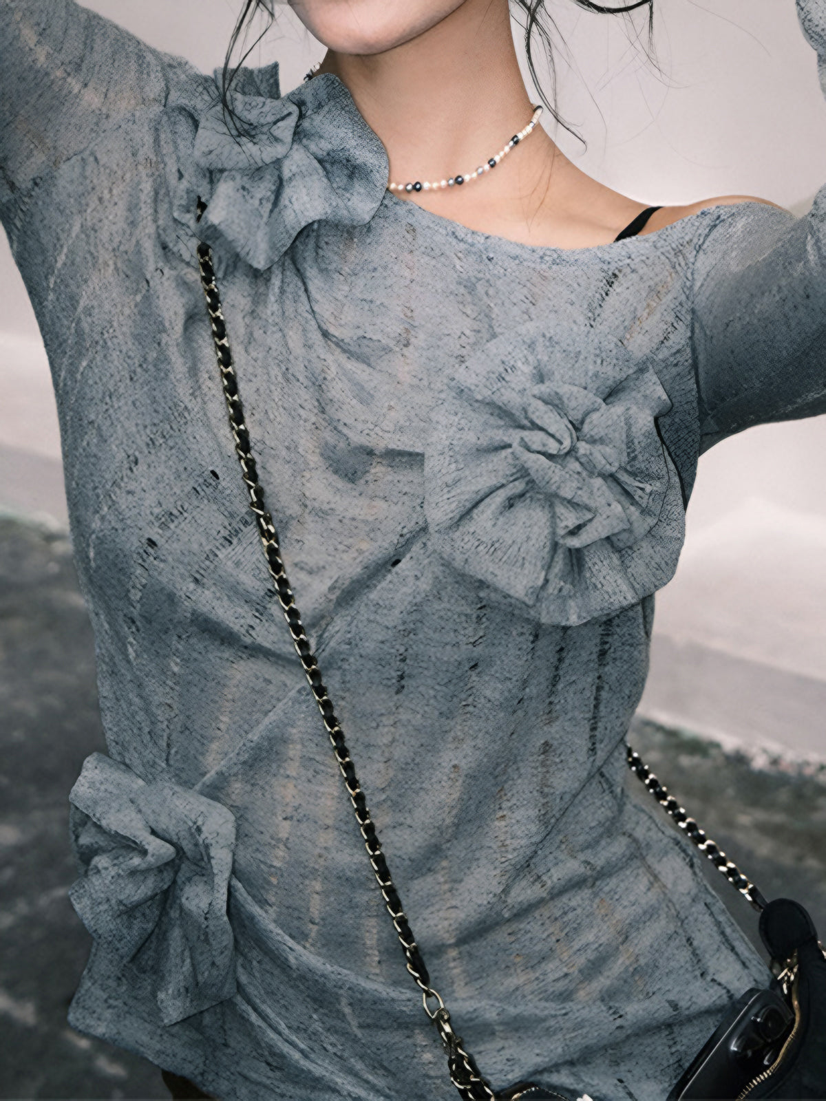 Asimetrik Çiçekli Örme Kazak Mavi Uzun Kol