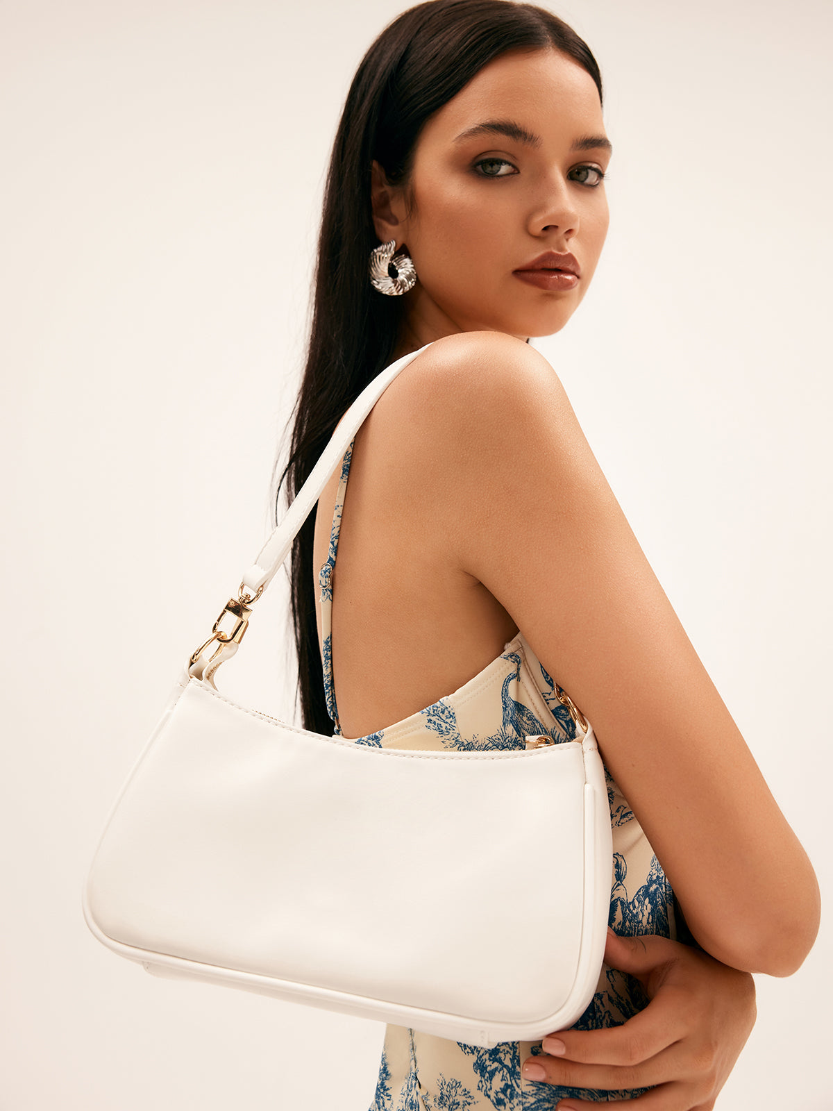 Minimalist Fermuarlı Omuz Çantası Beyaz Poliüretan