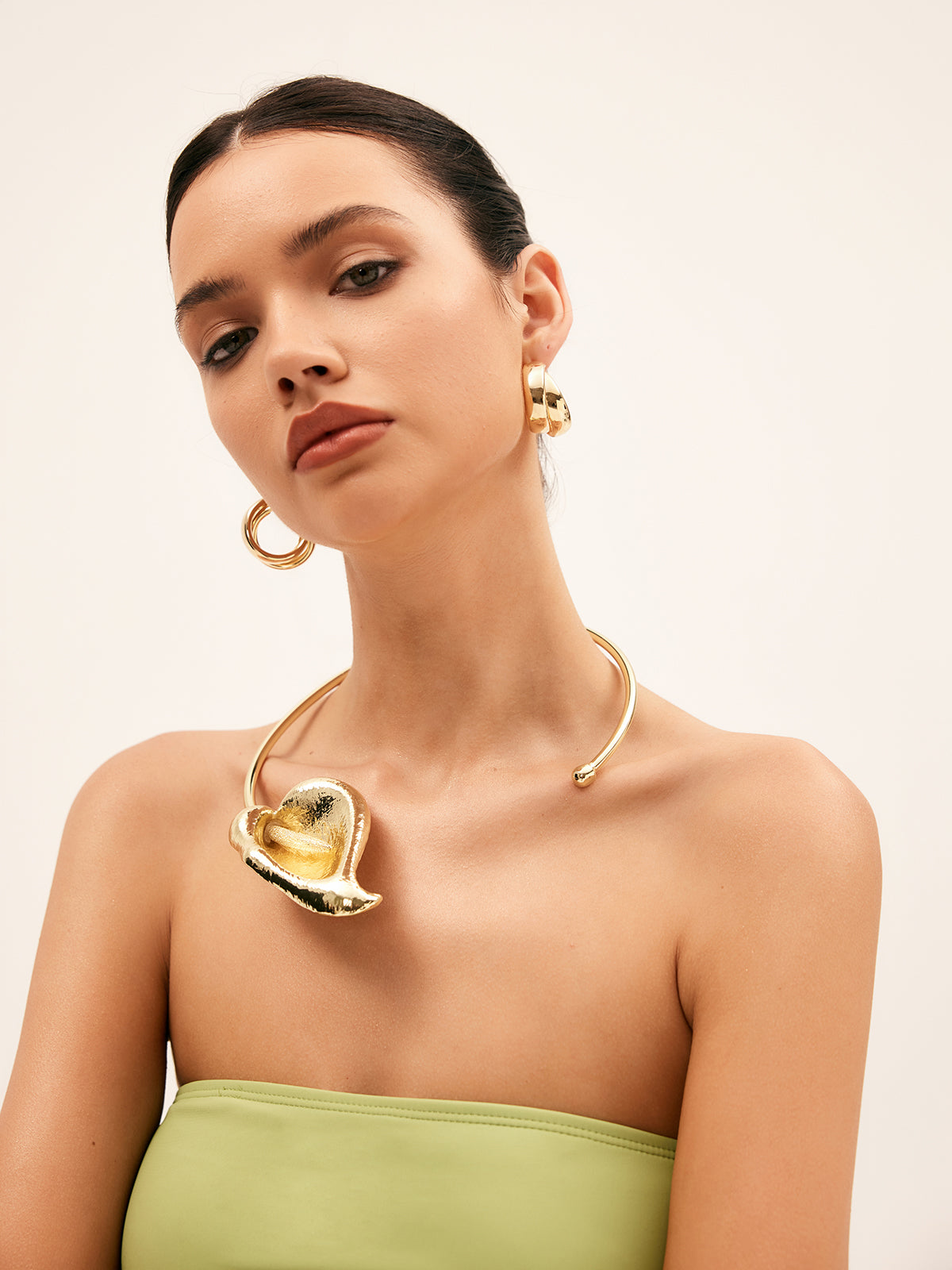 Lotus Yaprağı Tasarım Kolye Altın Abartılı Model