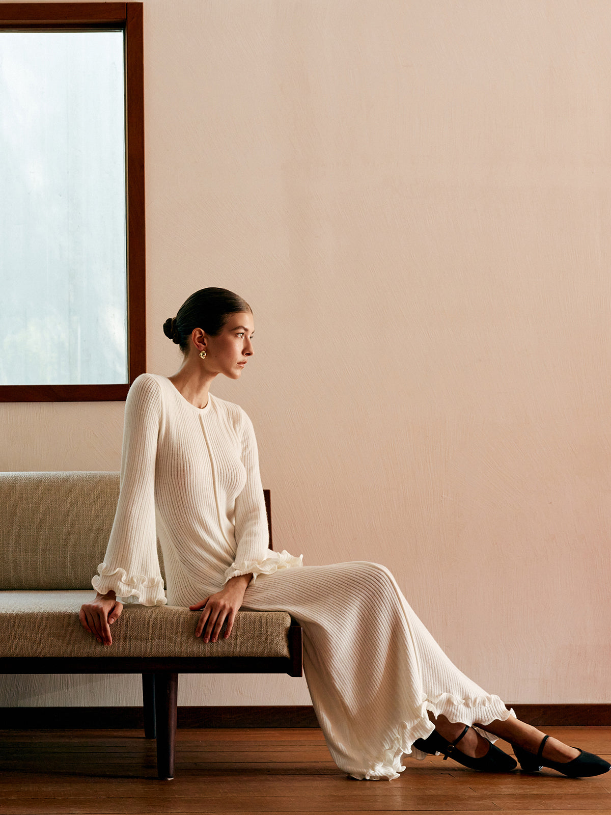 Püskül Detaylı Kordonlu Triko Elbise Beyaz Sırt Dekolteli Maxi