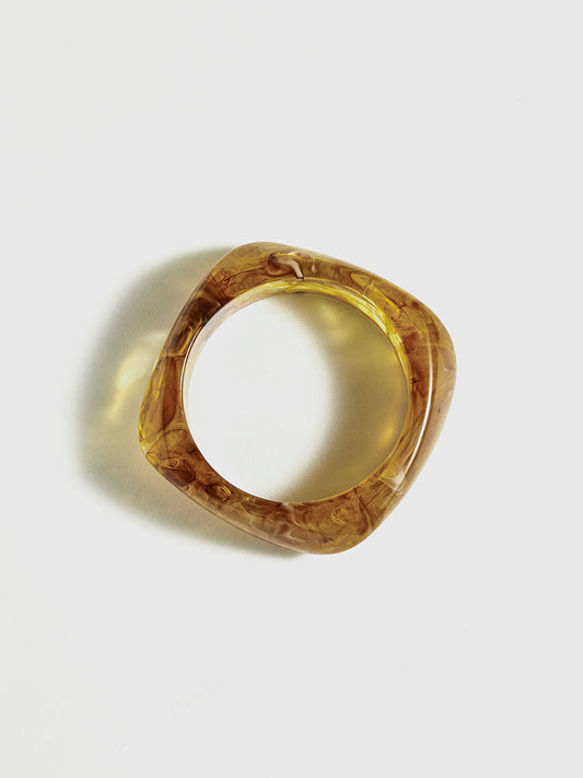 Düzensiz Geniş Kenarlı Akrilik Bilezik