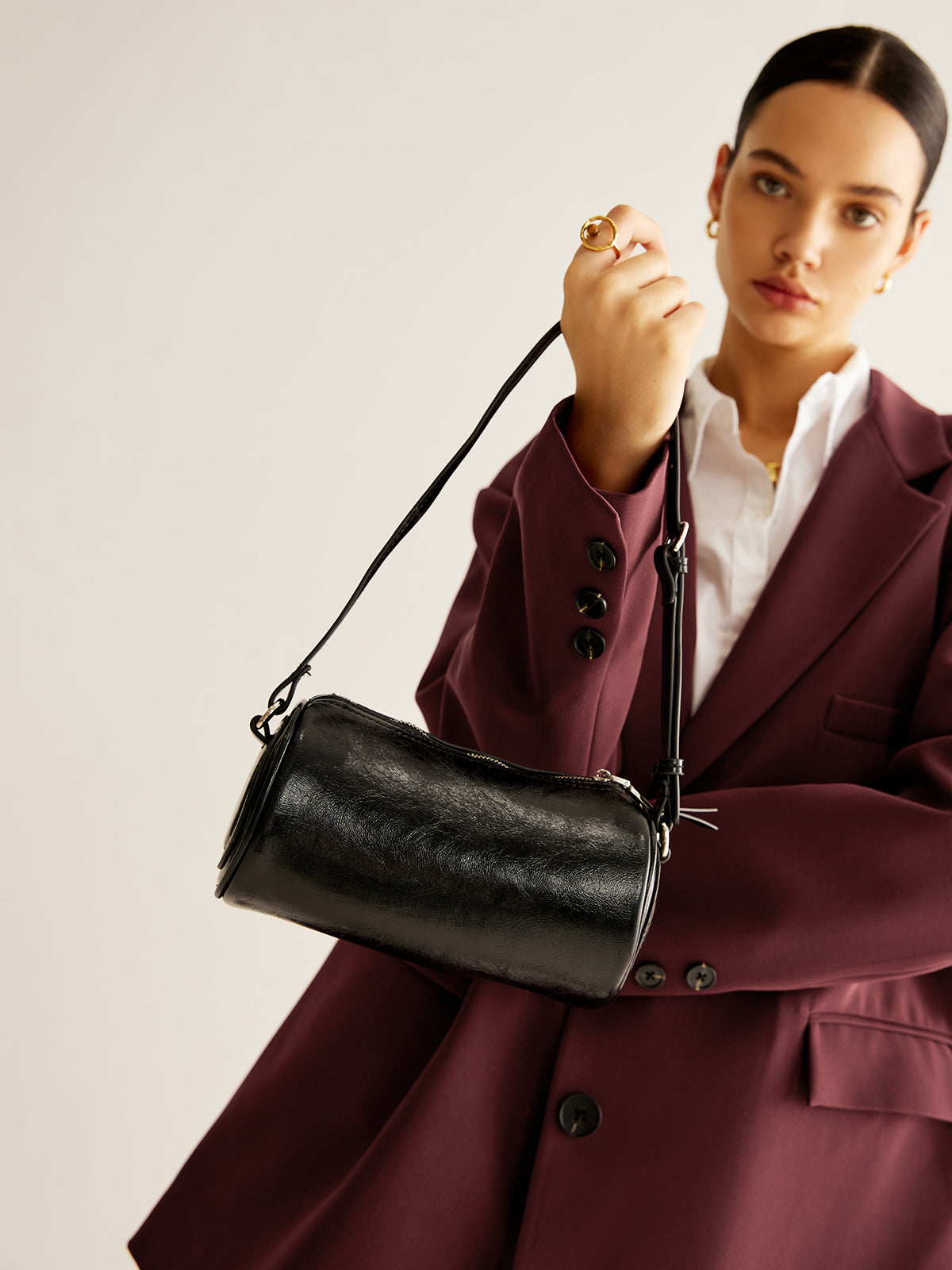 Silindirik Fermuarlı Bowling Omuz Çantası Siyah