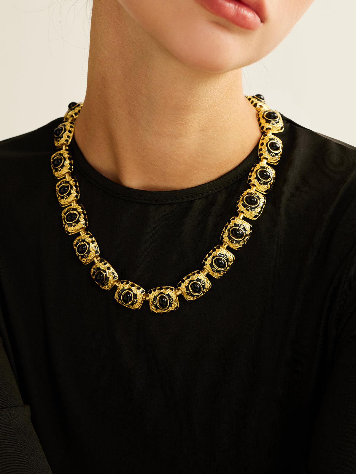 Vintage Emaye Kolye Altın Rengi Ayarlanabilir Uzunluk