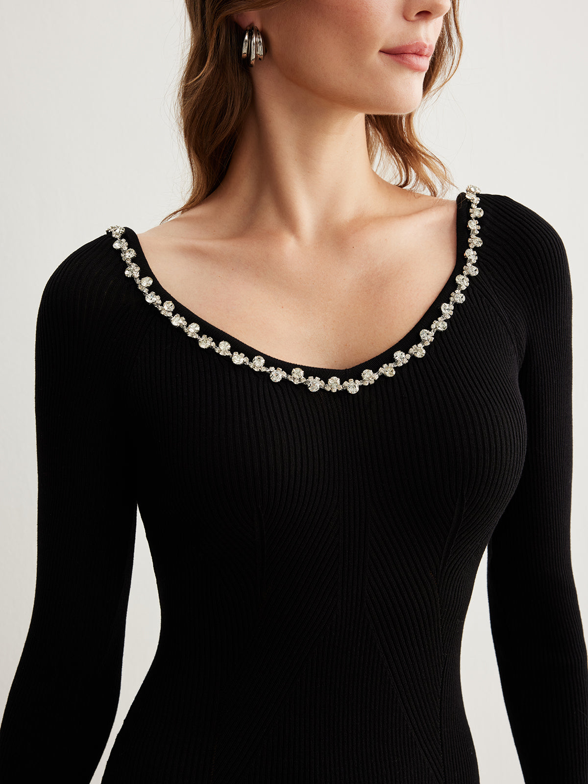 Stras Taşlı Triko Midi Elbise Siyah V Yaka