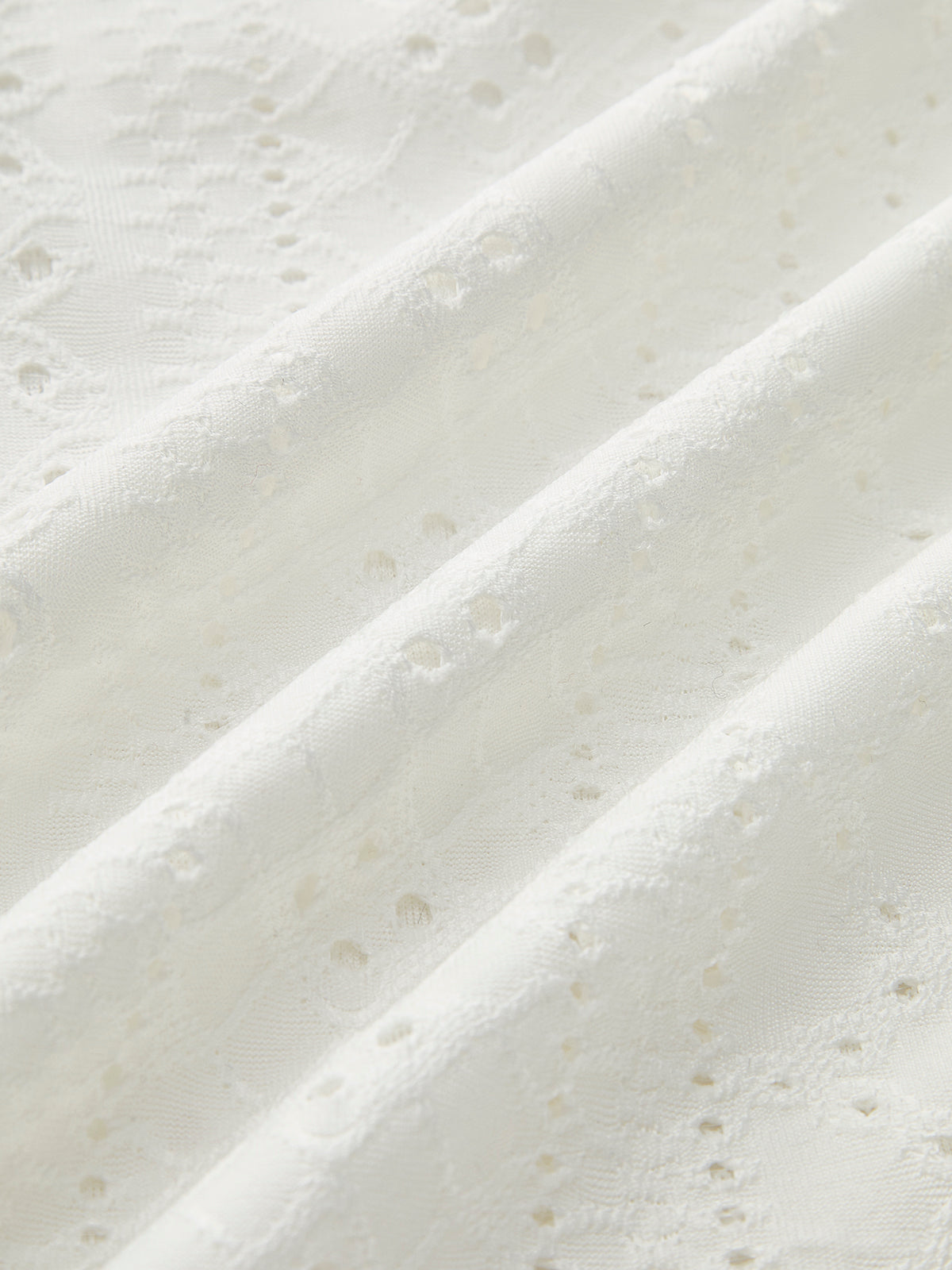 Dik Yaka Yan Fırfırlı Dar Kesim Uzun Kollu Bluz Beyaz