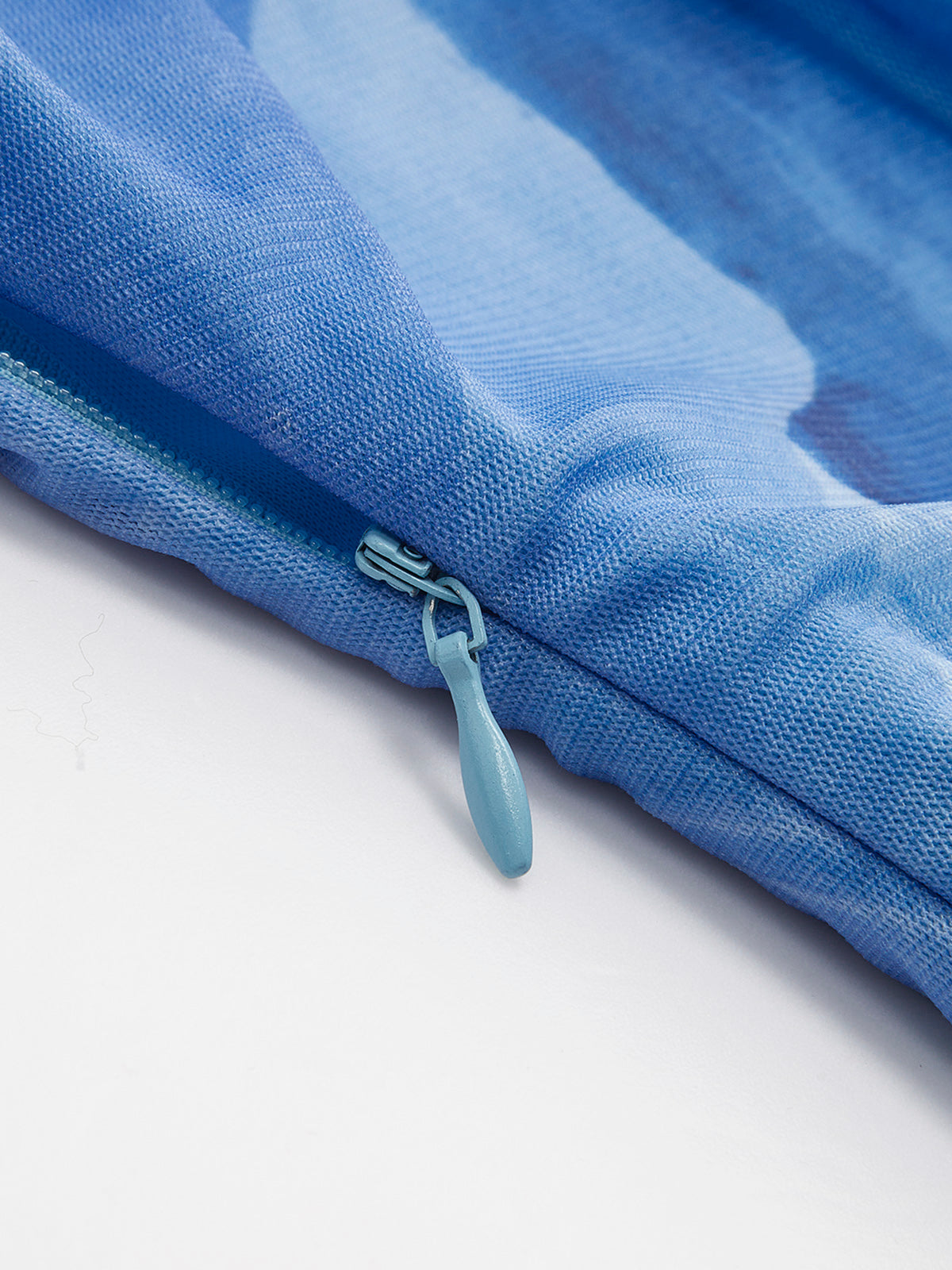 Şık Askısız Çiçekli Maxi Elbise ile Zahmetsiz Şıklık