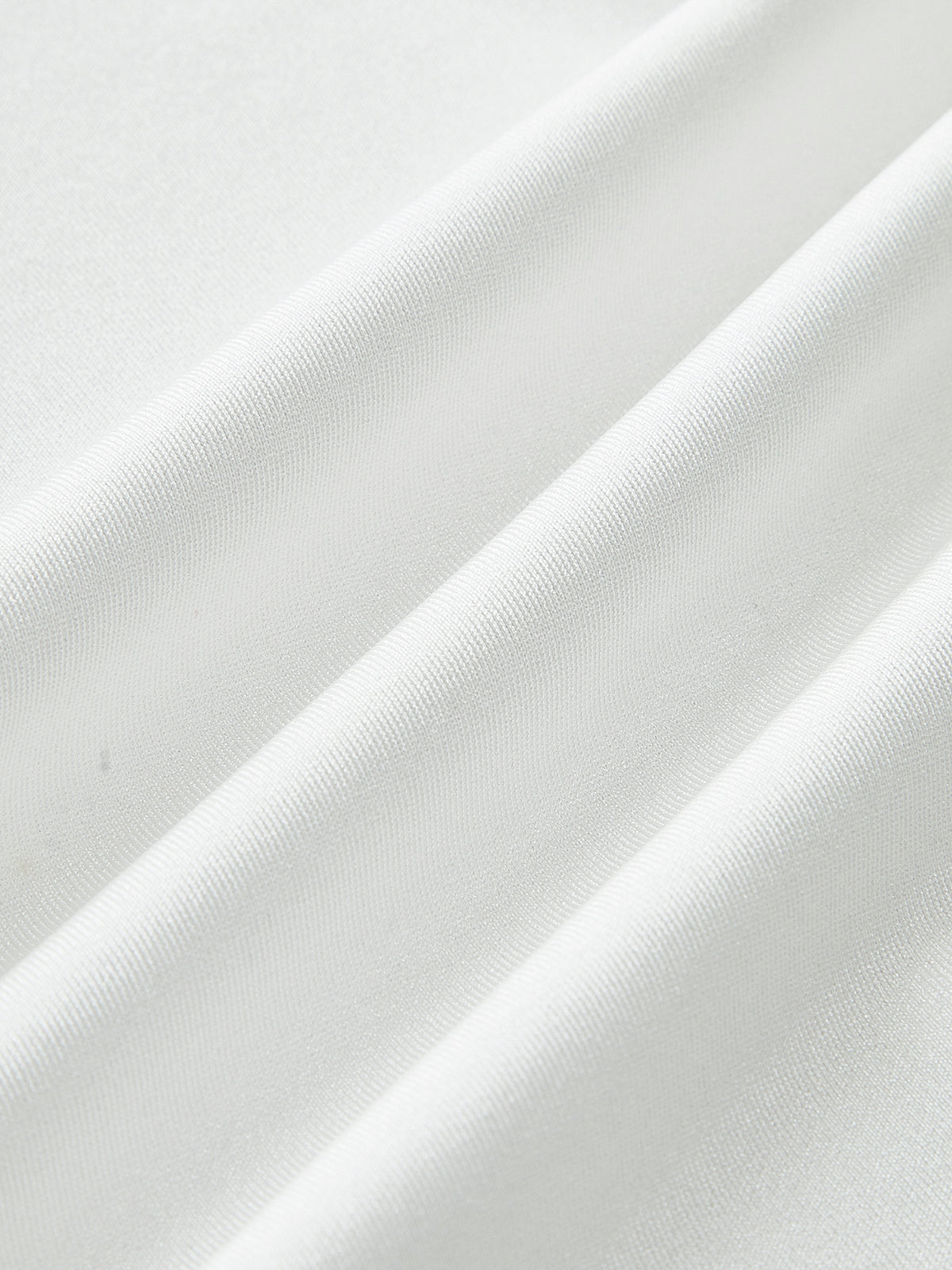 Şık Kapama ile Zarif Altın Detaylı Bikini