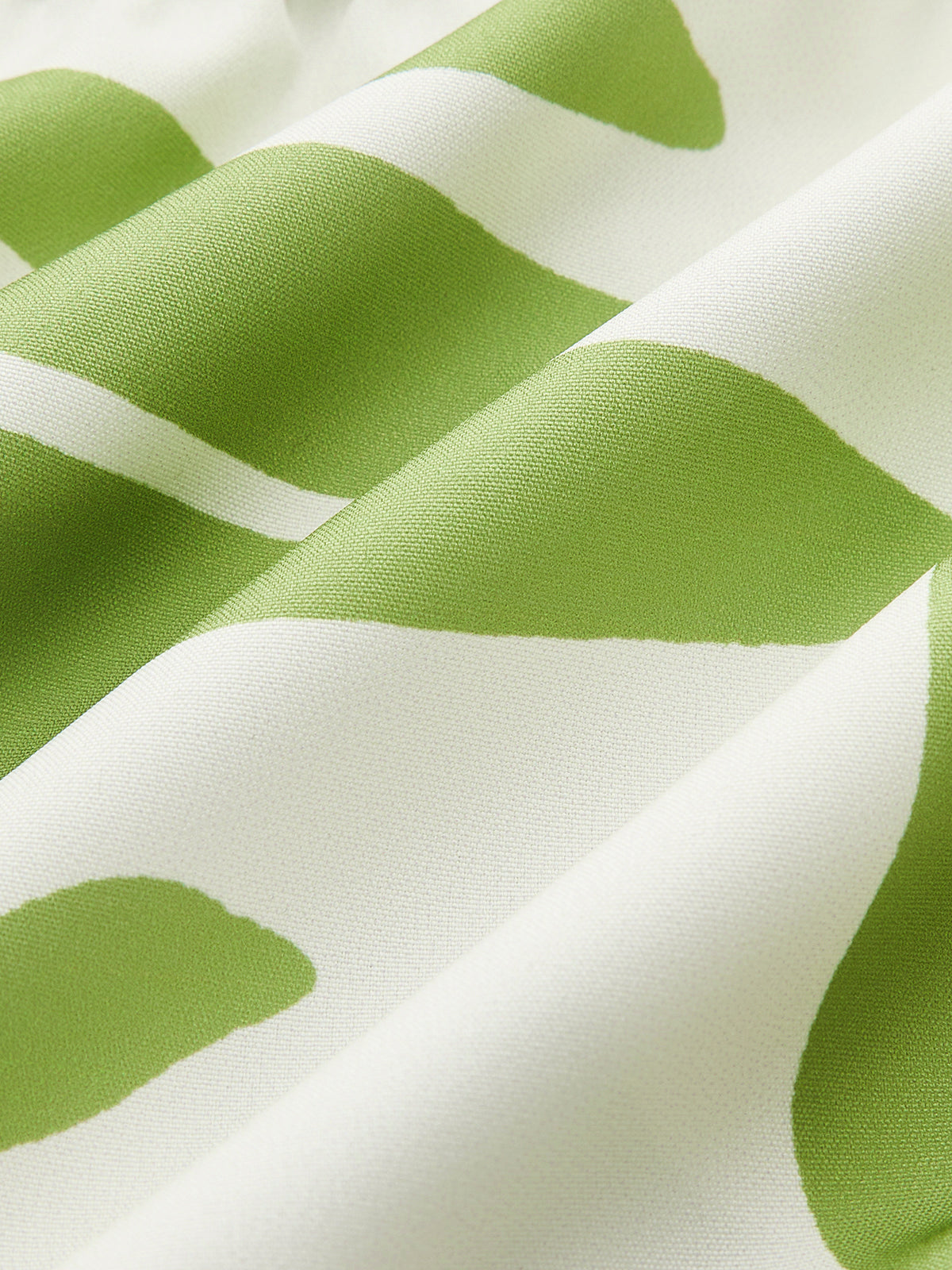 Şık Burgu Ön Sırasız Pliseli Elbise ile Zahmetsiz Zarafet