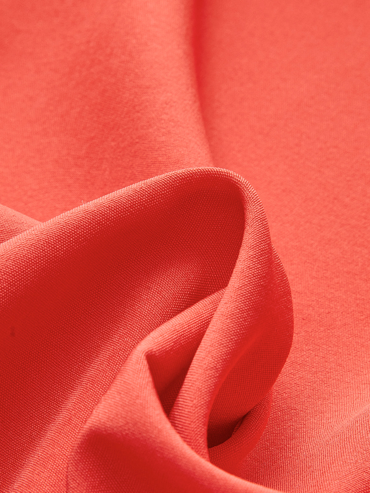 Şık Bağcıklı Arka Düğmeli Elbise ile Zahmetsiz Şıklık