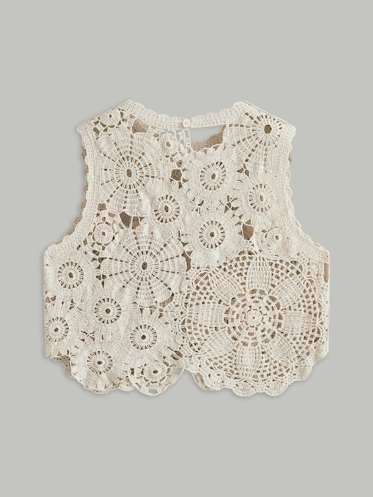 Nakışlı Dantel Kolsuz Bluz Ekru Kroşe Detaylı