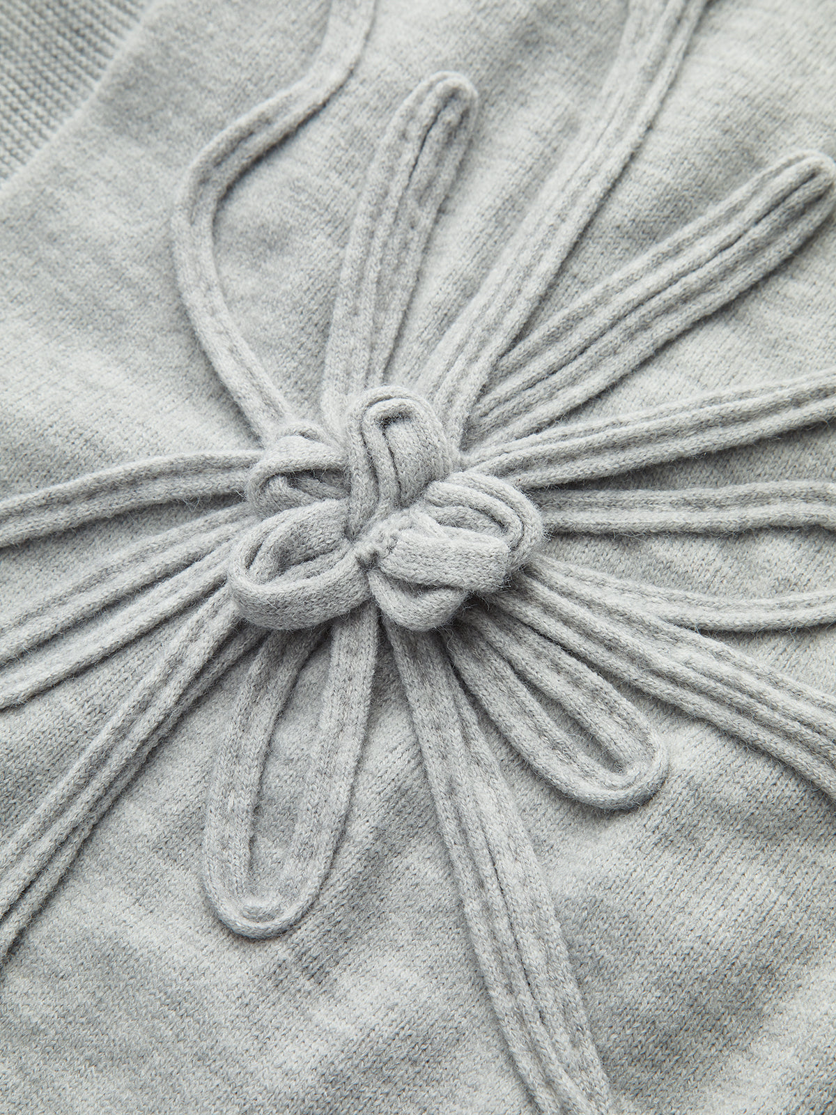 Çiçek Appliğe Kolsuz Triko Üst Gri Regular Fit