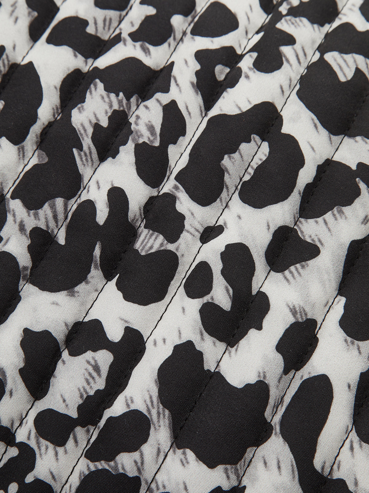 Leopar Desenli Matlaşali Yelek ve Süslemeli Papyon