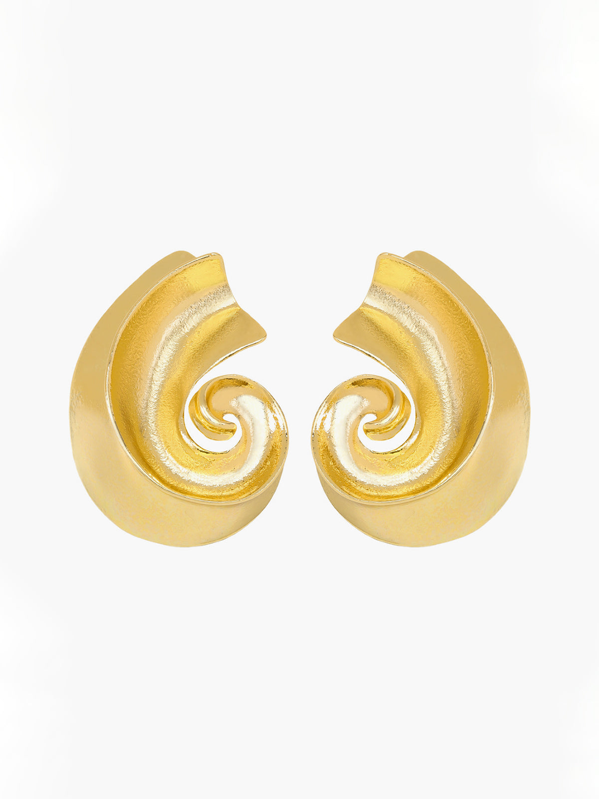 Kabuklu Saplama Küpe Altın Rengi Damla Model