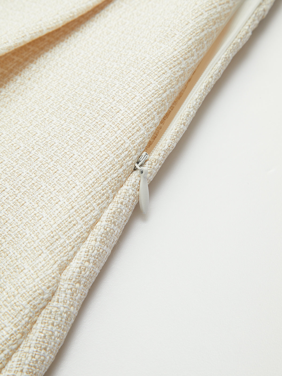 Pileli Straplez Etek Takım Düğmeli Fermuarlı Ekru