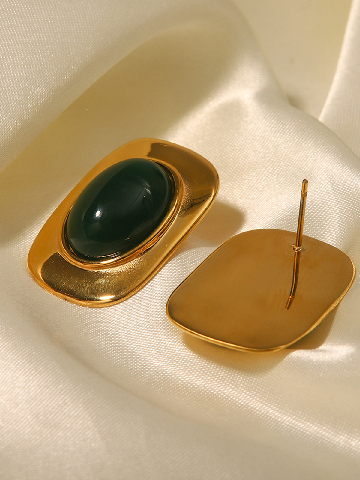 Vintage Kedi Gözü Taşlı Küpe Altın Kaplama 18K