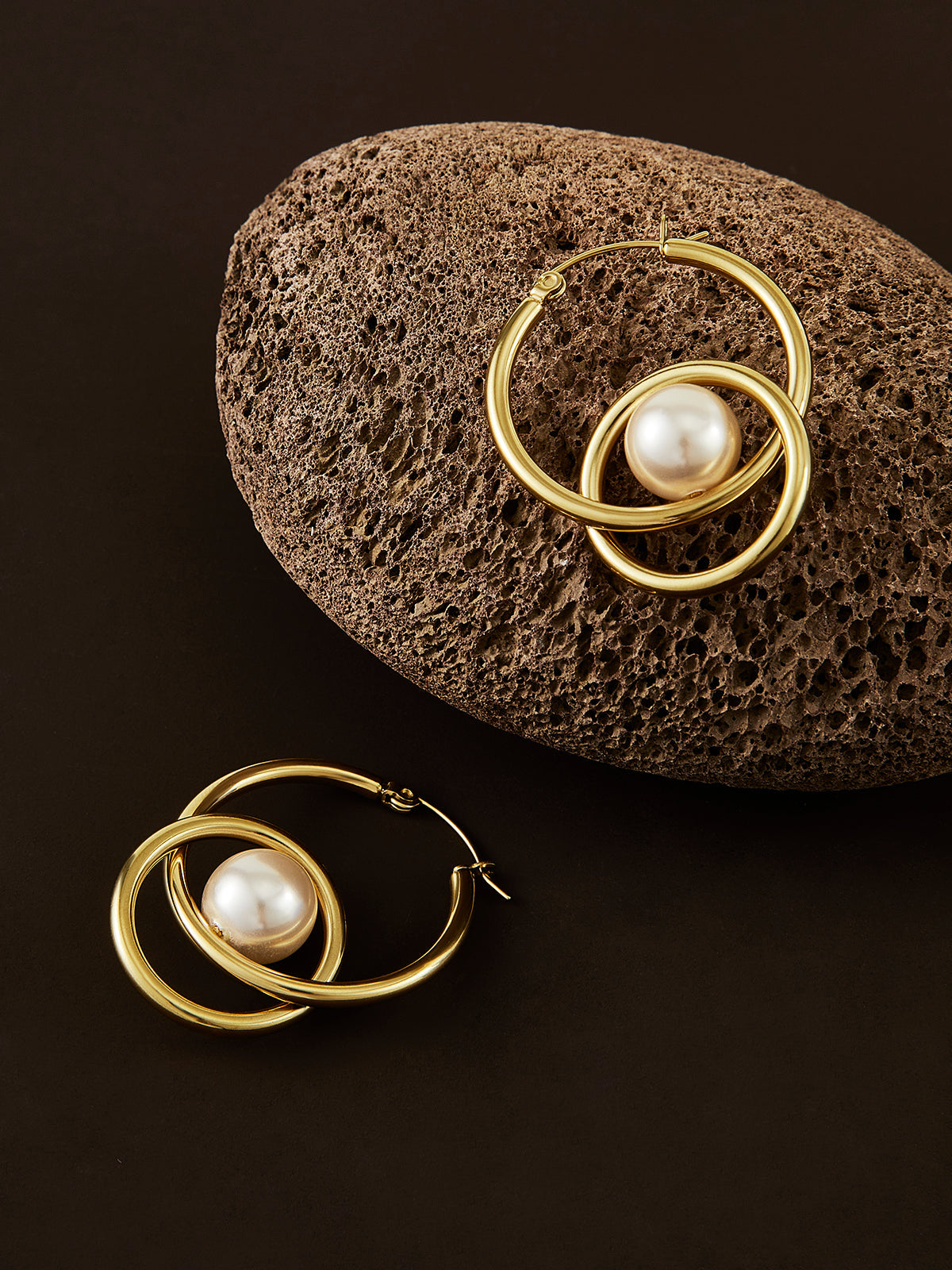 Çift Halka İnci Damla Küpe Altın Titanium Çelik