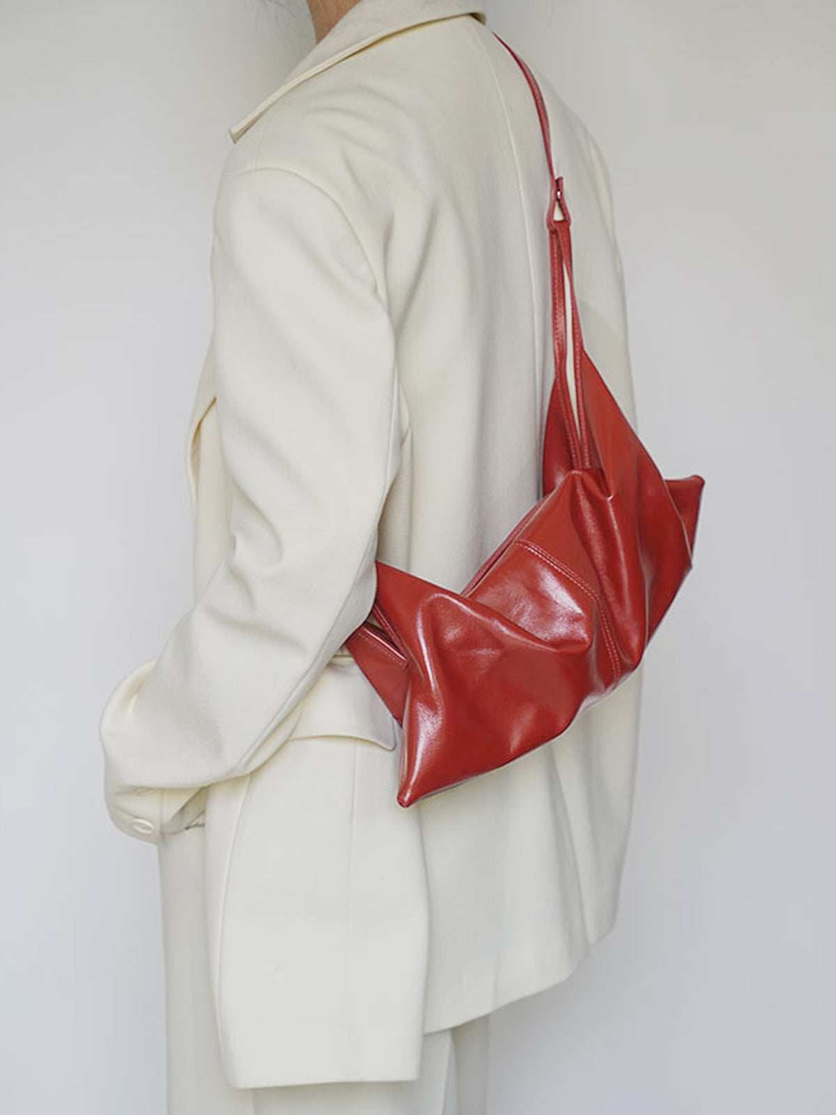 Çok Yönlü Kruvasan Çantası Kırmızı Poliüretan