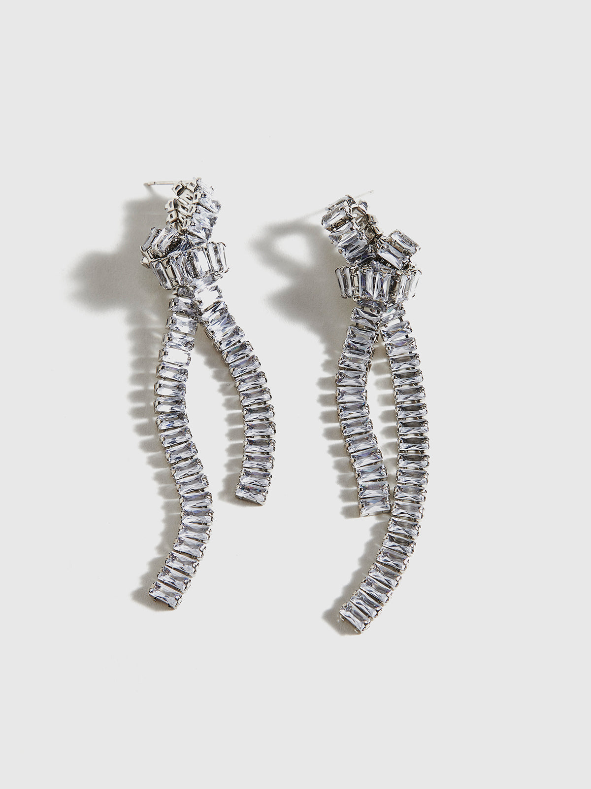 Taşlı Düğüm Tüylü Küpeler Gümüş Rhinestone