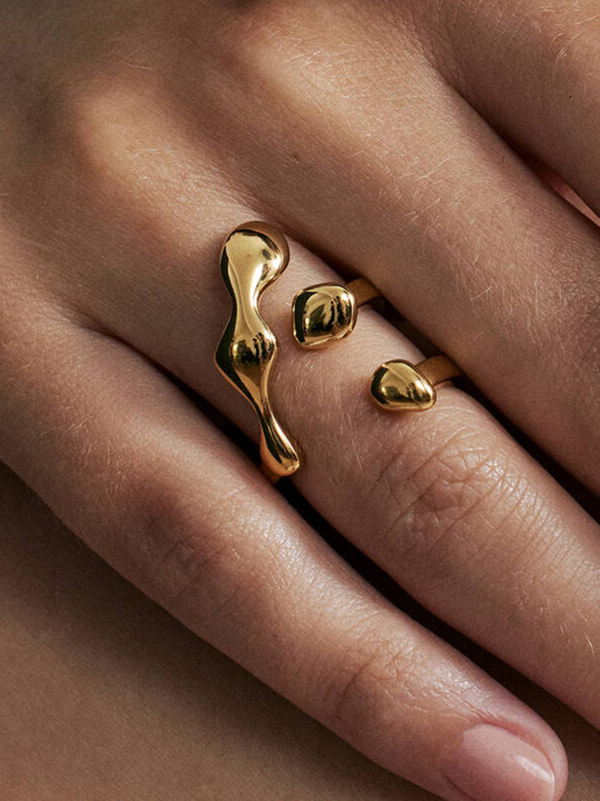 Açık Ayarlanabilir Sıvı Lav Yüzük Altın Titanium Çelik