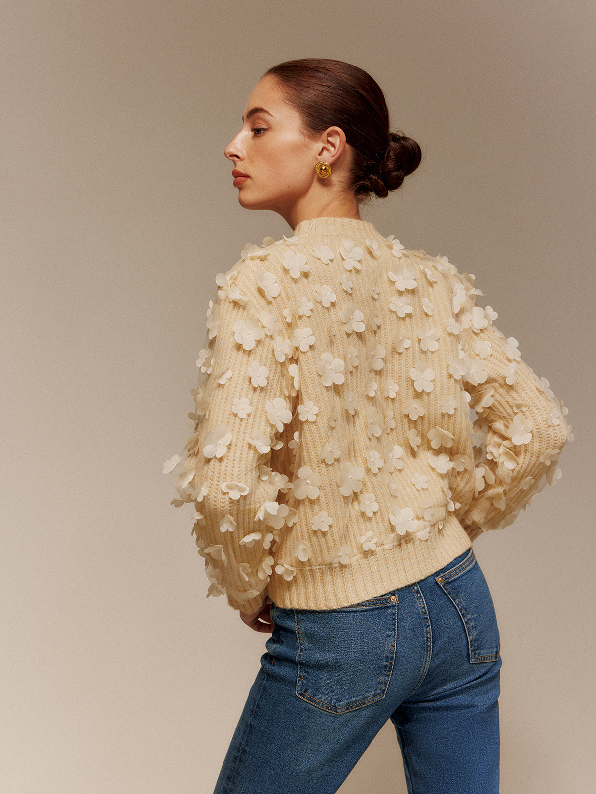 Çiçekli Kısa Kazak Ekru Şeffaf Detaylı Uzun Kollu