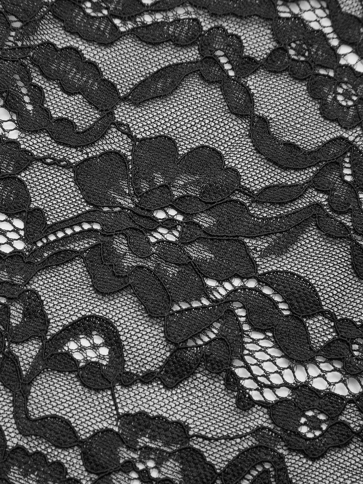 Şık Kırışık Tasarım Detaylı Zarif Şeffaf Dantel Anahtarlı Elbise