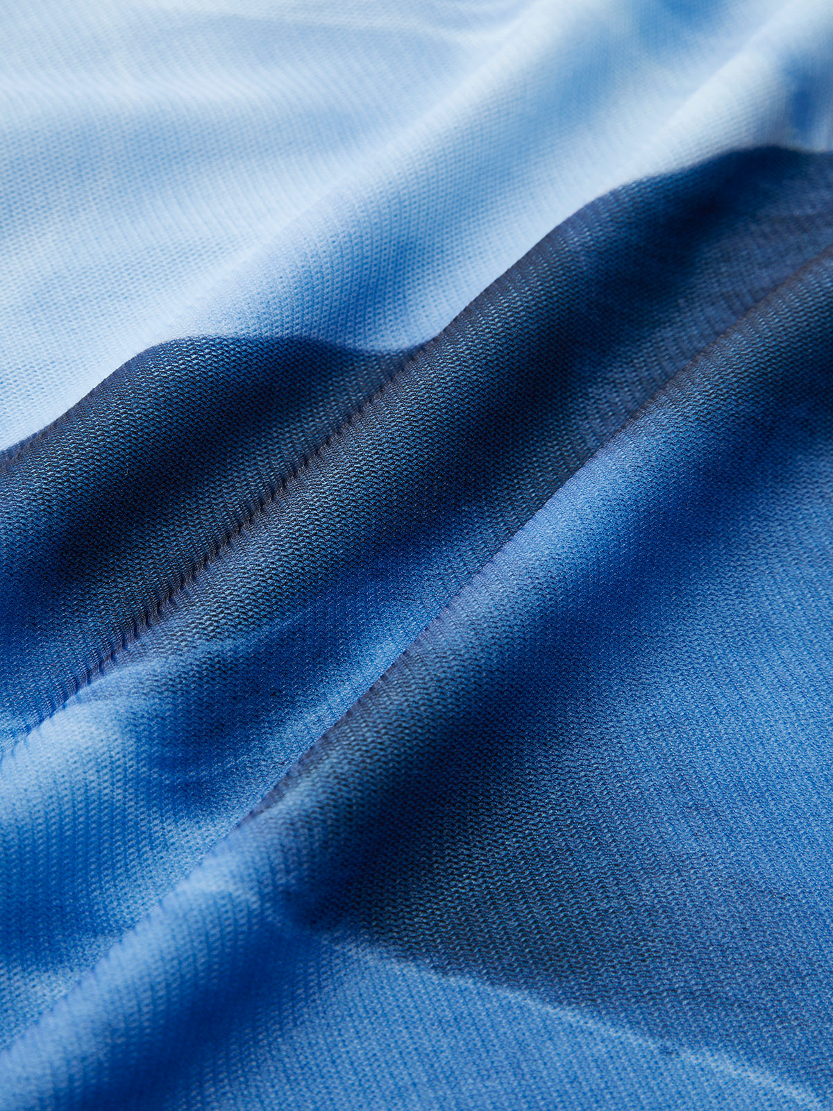 Şık Askısız Çiçekli Maxi Elbise ile Zahmetsiz Şıklık