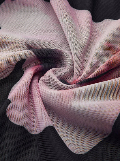 Şık Asimetrik Yaka ile Çiçek Desenli Açık Elbise