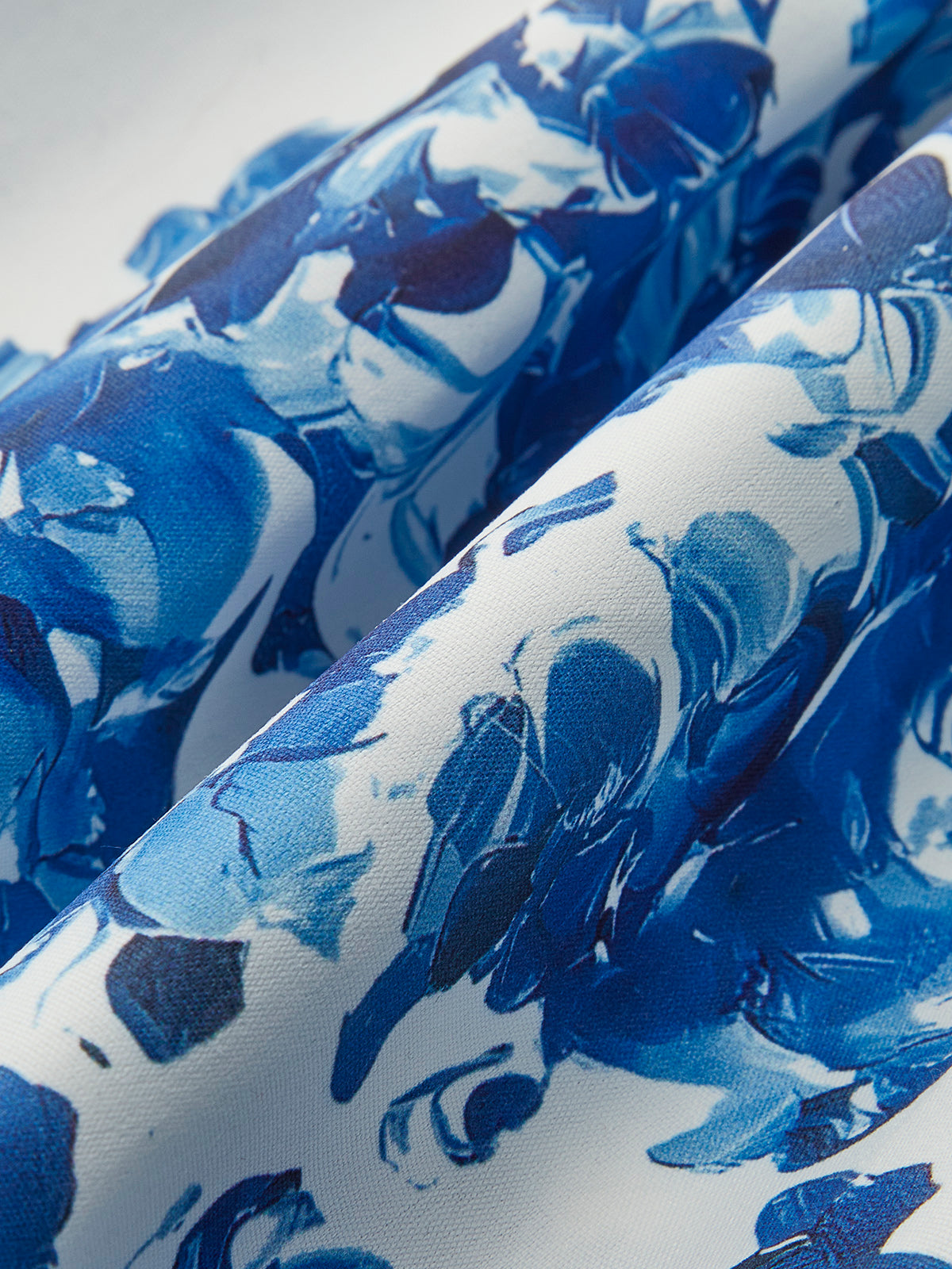 Şık Çiçek Desenli Kalp Yaka Elbise Bağcıklı Askılarla