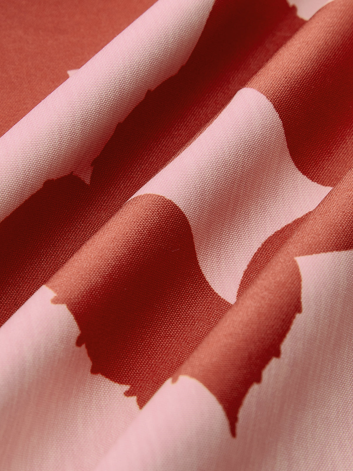 Şık Çiçek Desenli Tulum ile Rahat Stil