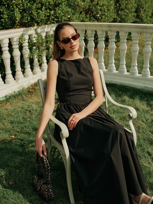 Şık Kolsuz Sırt Açık Plise Maxi Elbise