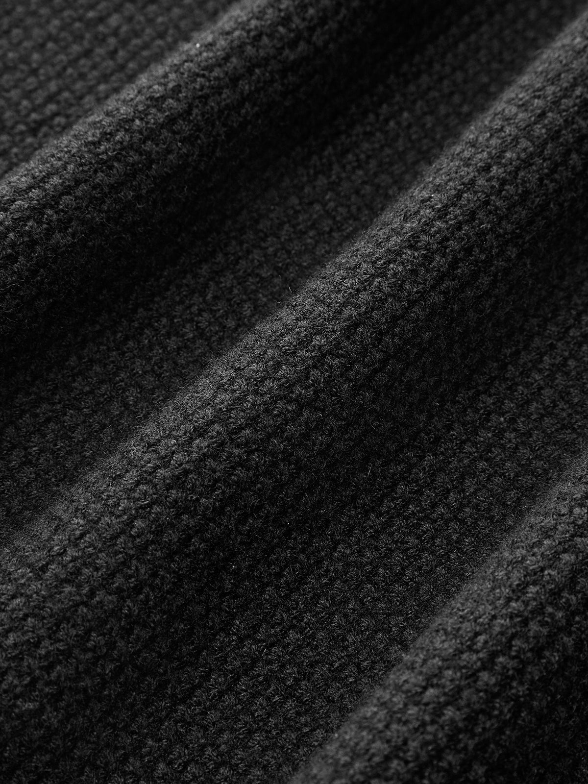 Şık Çizgili Bağlamalı Yelek ile Rahat Tarz