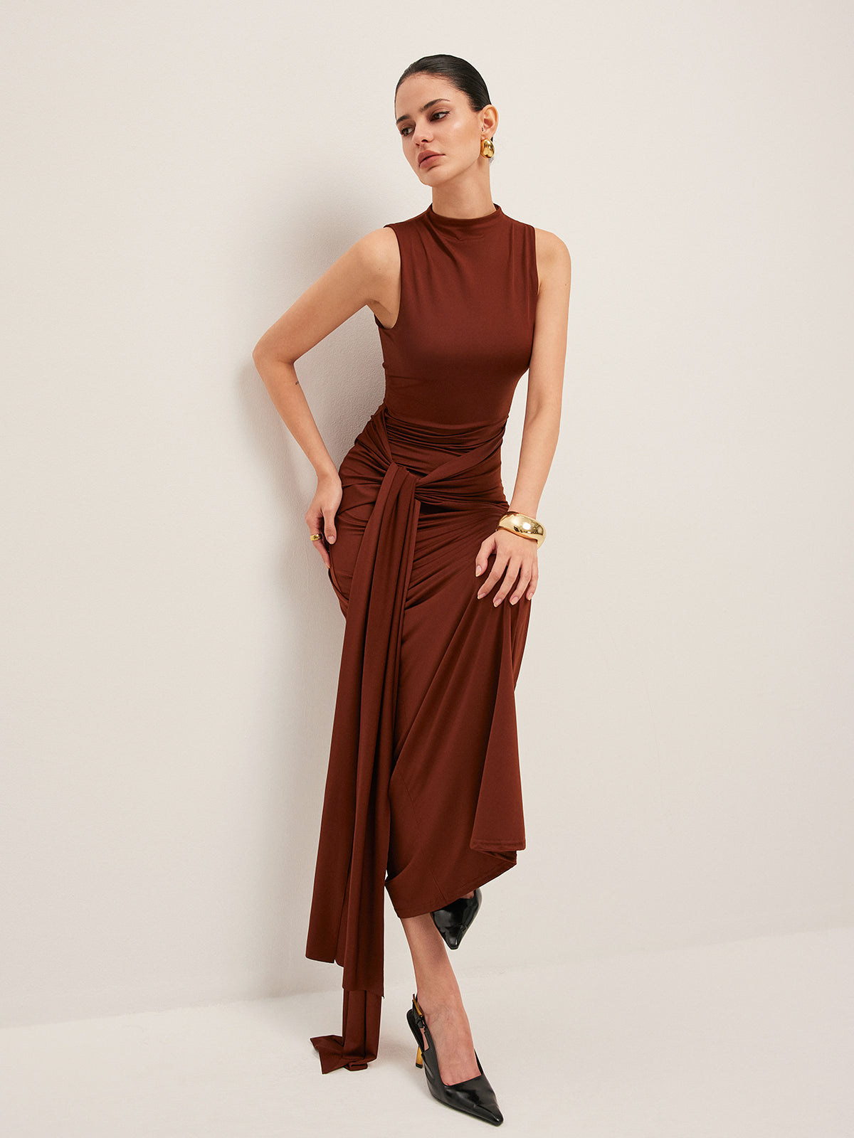 Şık Kıvrımlı Düğümlü Kolsuz Abiye Maxi Elbise