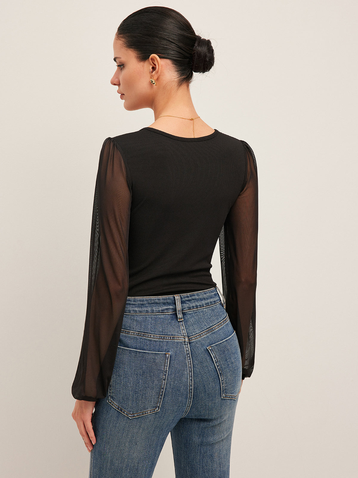 Şık Kabarık Bodysuit ve Trendy File Kollar