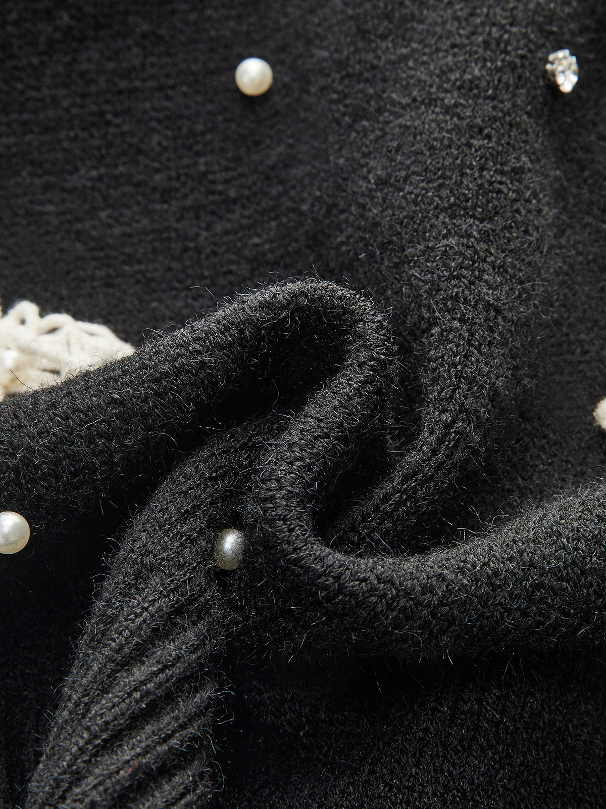 Şık Çiçekli Düğme Arkası Triko Yelek