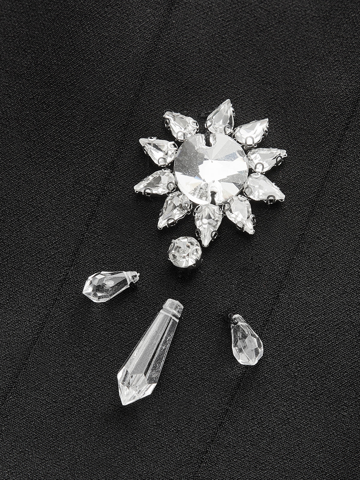 Şık Çiçekli Kristal Arkadan Fermuarlı Bluz