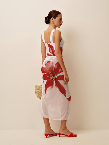 Şık Drapeli Üst ile Zarif Korse Tarzı Tek Parça