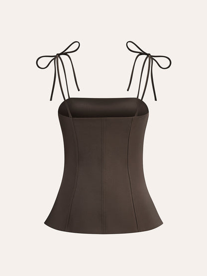 Şık Askılı Korse Üst ile Zahmetsiz Zerafet