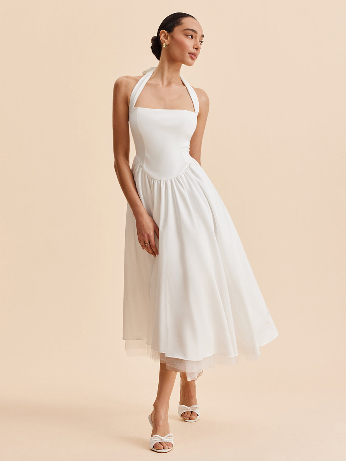 Şık Halter Sırt Dekolteli Kolsuz Abiye Elbise Fermuar Detayı ile