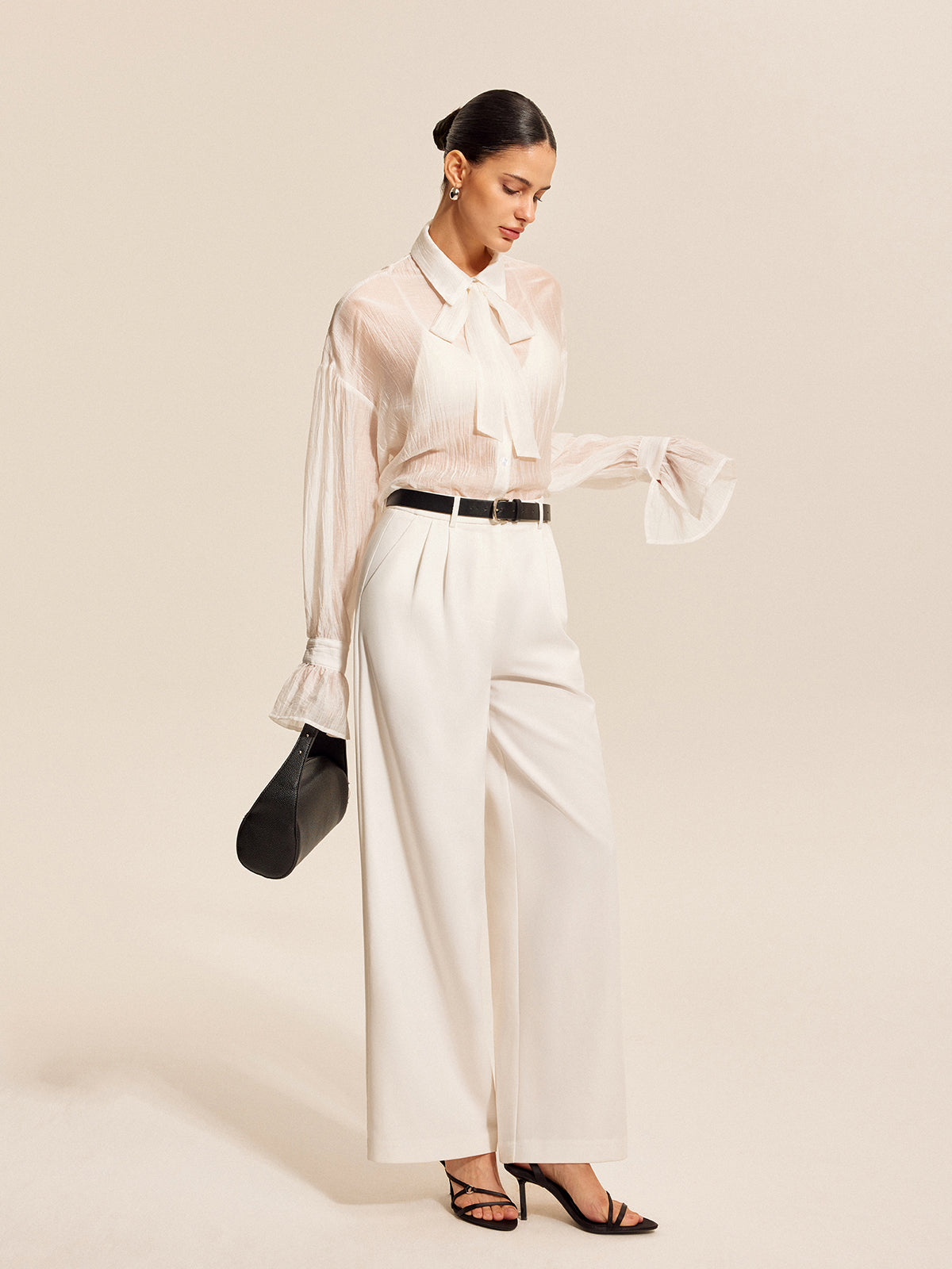 Fiyonk Yaka Şifon Bluz Uzun Kollu Beyaz