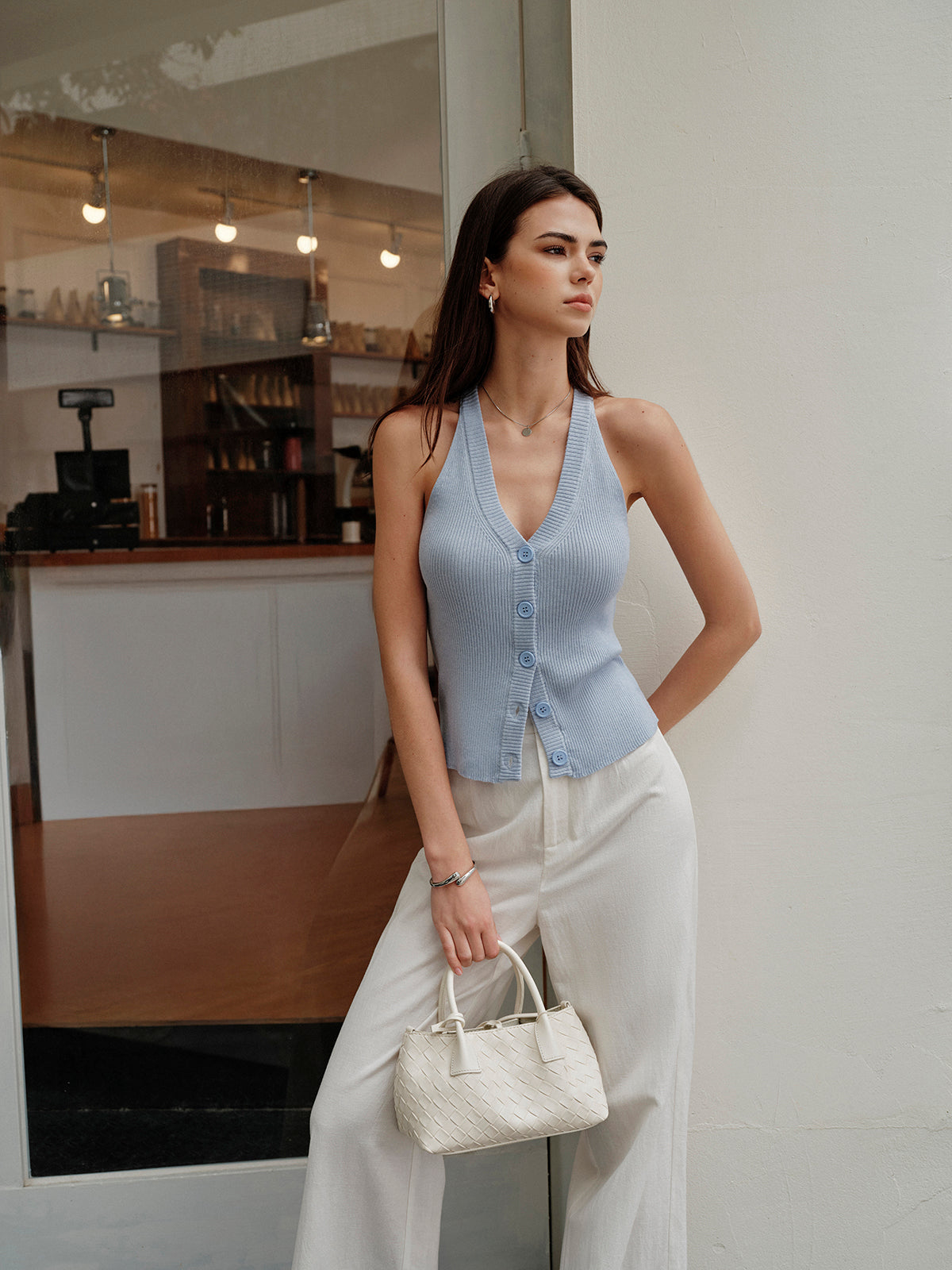 V Yaka Ribanalı Kazak Yeleği Mavi Yırtmaçlı