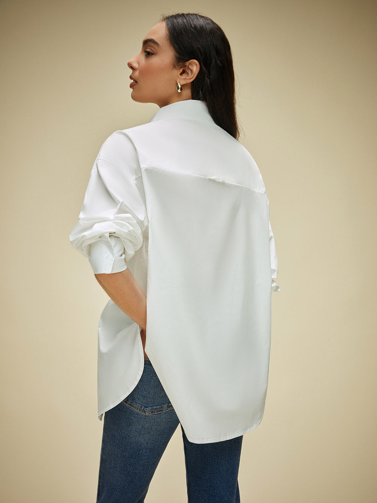 Şık Butonlu Uzun Kollu Gömlek Beyaz Oversize Kesim