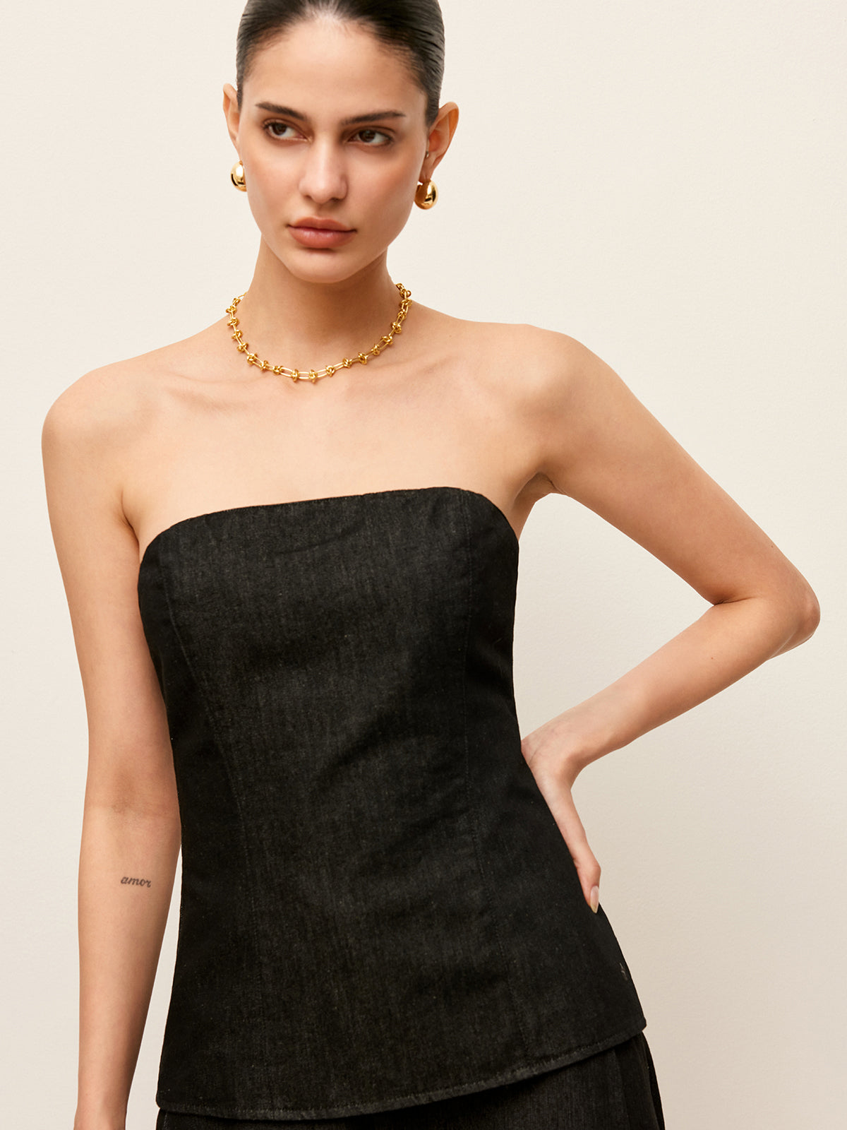 Şık Askısız Kot Üst, Şık Arka Fermuar ile Donatılmış