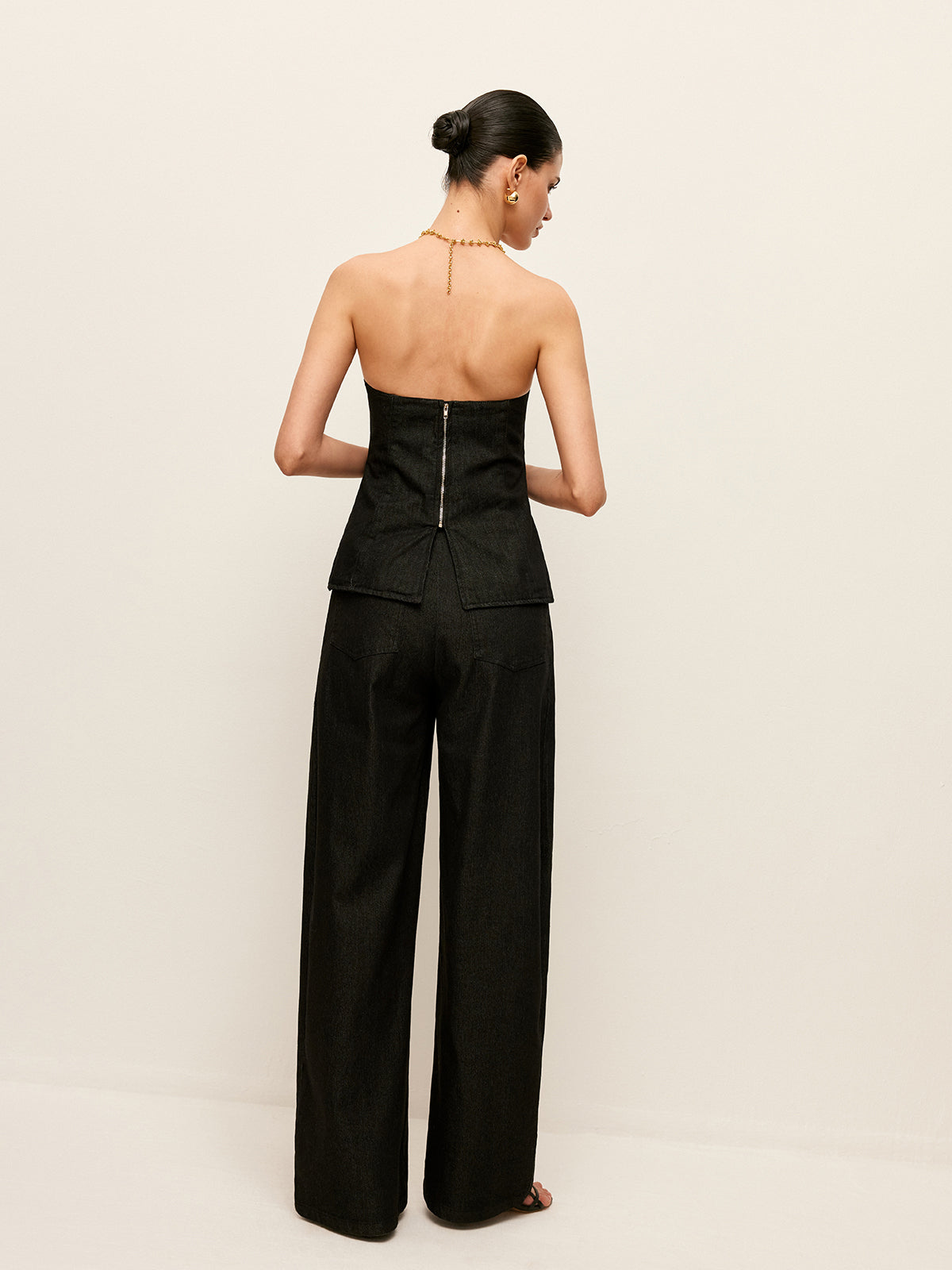 Şık Askısız Kot Üst, Şık Arka Fermuar ile Donatılmış