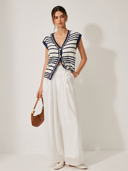 Şık Çizgili Triko Hırka ile Zahmetsiz Tarz