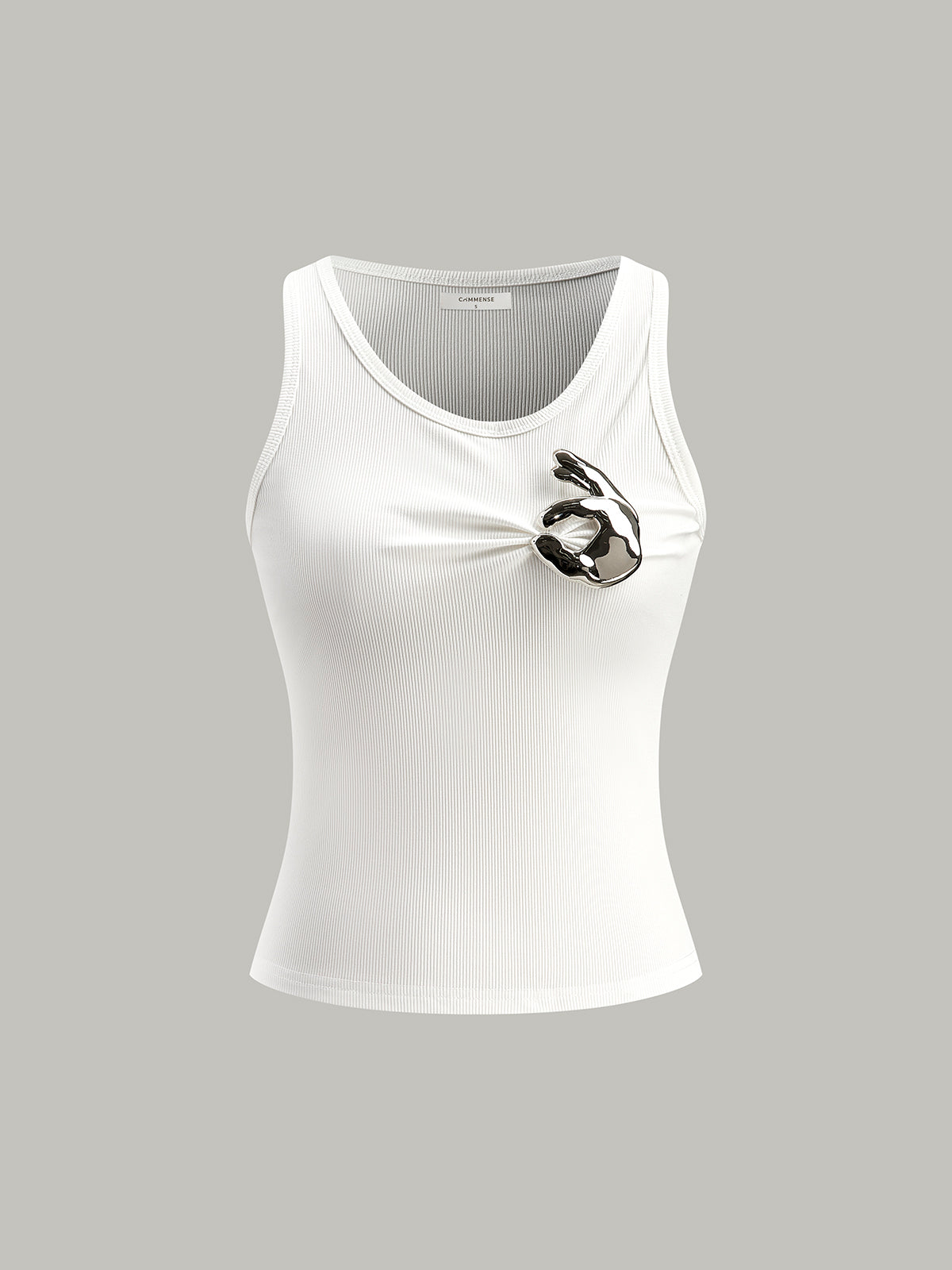 Ribanalı Triko Kolsuz Bluz Metal Detaylı Beyaz