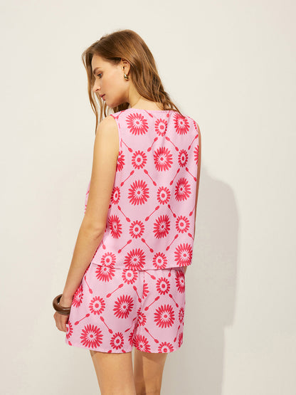 Şık Çiçek Desenli Şort Takımı, Pratik Ceplerle Donatılmış