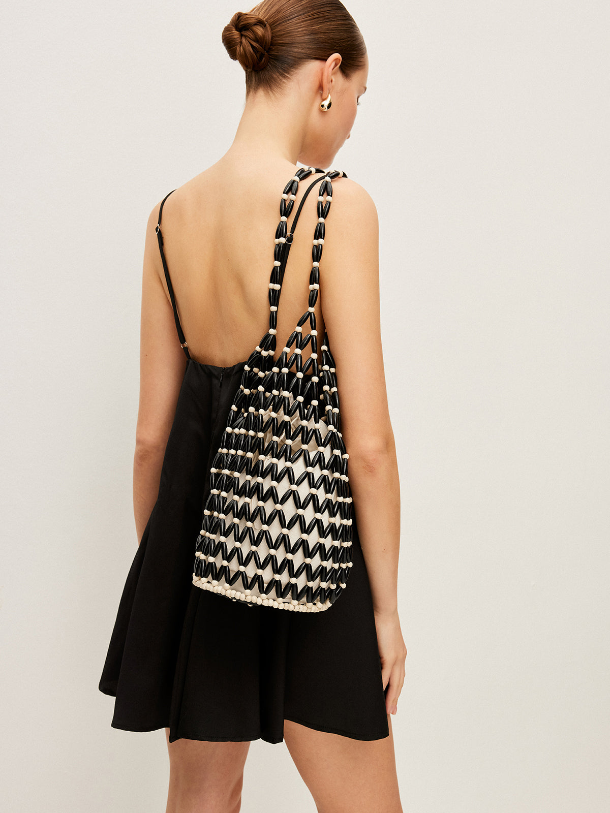 Şık Dokuma Boncuklu Tote Çanta ile Şık Taşıma