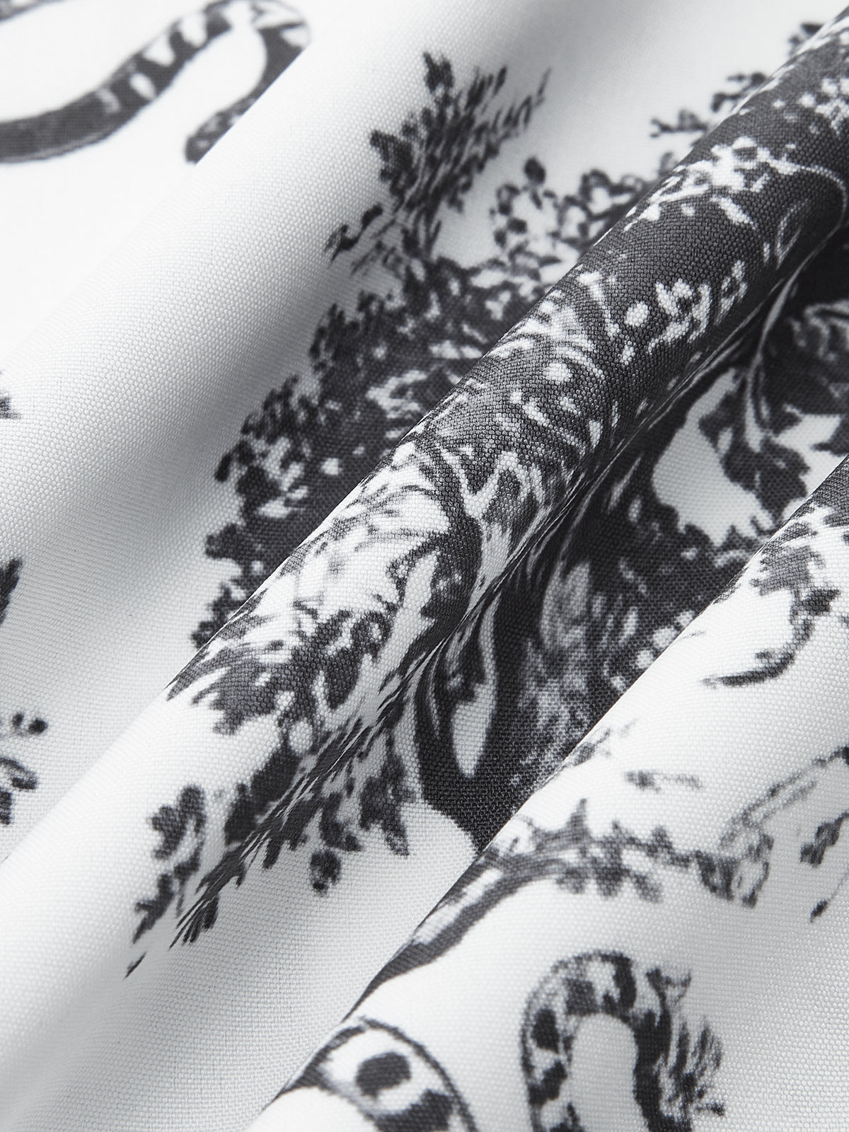 Şık Çizgili Kenarlı Baskılı Pantolon Takımı