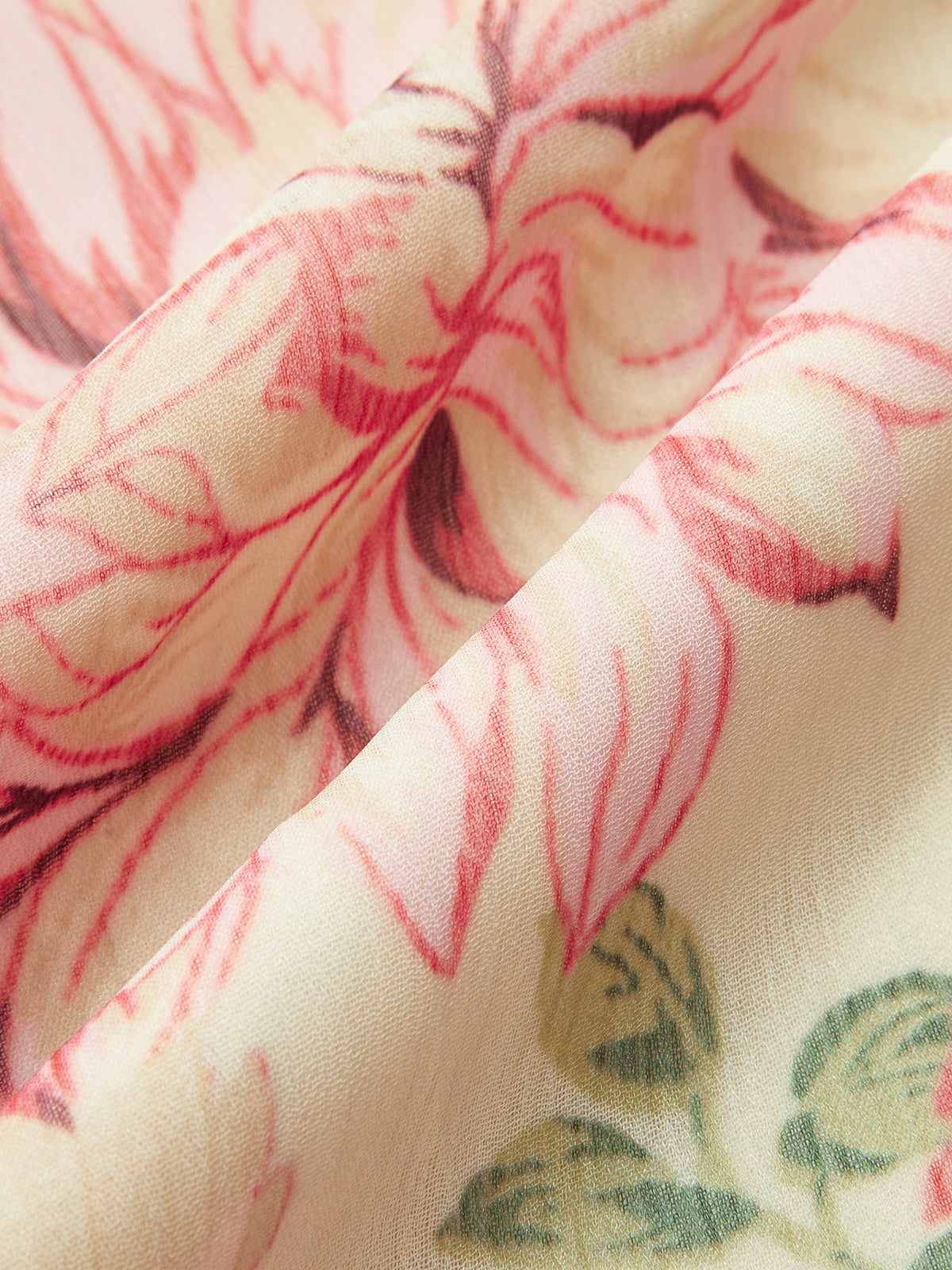 Şık Görünüm İçin Saten Çiçek Desenli Uzun Abiye Elbise Yaka Bağcıklı ve Kemerli