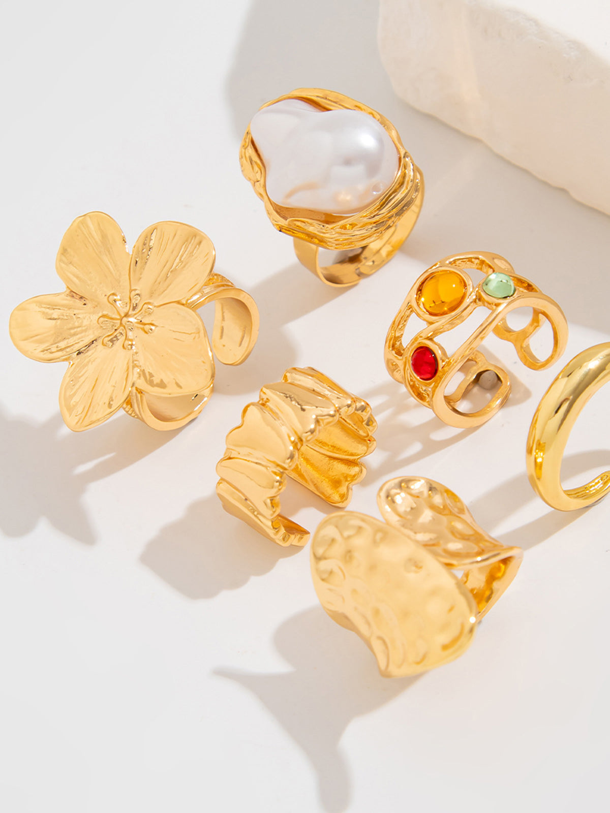 6 Parçalı İncili Çiçek Desenli Yüzük Takımı Altın